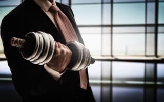 A Barbell Portfolio Strategy Applied to Cryptocurrencies: Mitigating
Tail Risk through Convexity, Structured RWA, and Sy...