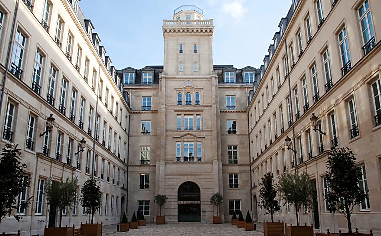 Esma backtracks on account segregation