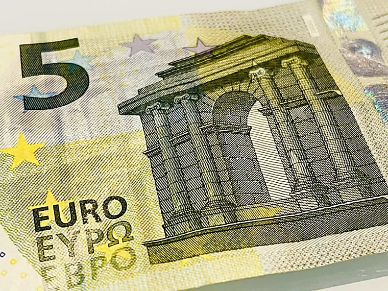 European Venture Capital Experiences Rebound in Q1 2026, Led by AI
Surge and Debt Resilience