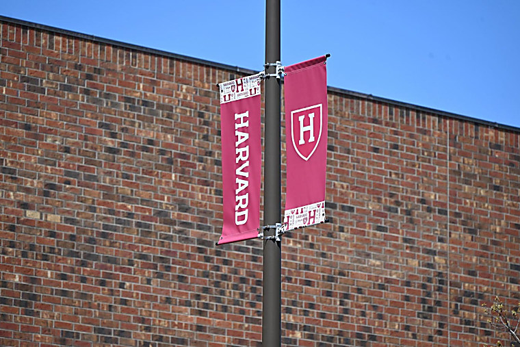 Is Harvard’s Private Equity Selloff A Trap For Retail Investors?