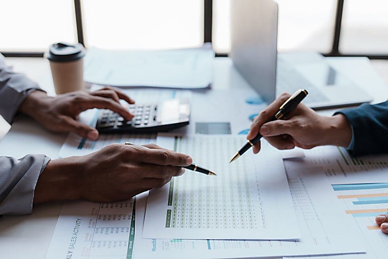 Is Your 401(k) Doing Better Than a Hedge Fund? - Investopedia