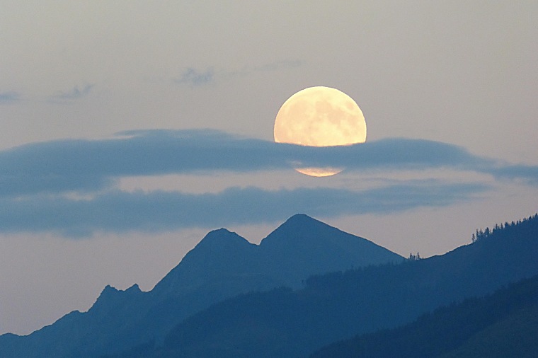 Moonfare seals above-target $83m close for second private equity
co-investment fund