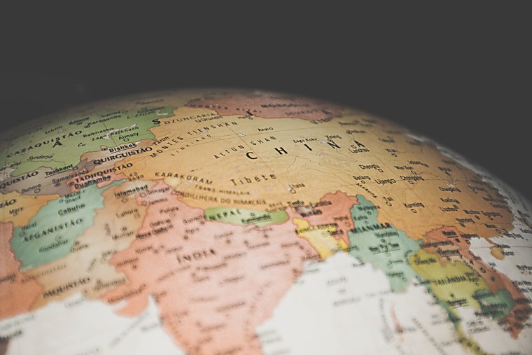 Partners Group lands $1bn Asia private credit mandate as bespoke
accounts drive fundraising growth