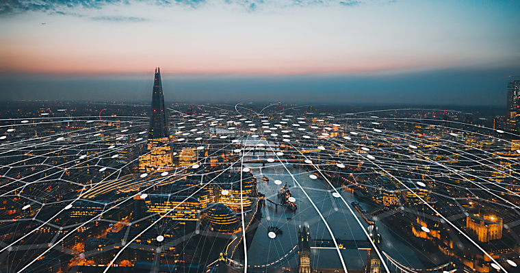 Retail investors shun private markets and AI for financial advice