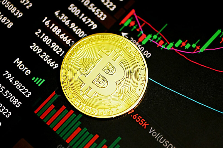 A Growing Number of U.S. Adults Invest in Cryptocurrency Despite Risks
- The Harris Poll