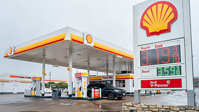 Activist investor Elliott takes short position in Shell after building
a stake in rival BP - CNBC