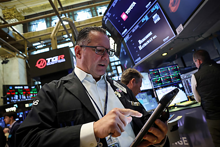 Analysts Offer Insights on Financial Companies: UBS Group AG (UBS),
Galaxy Digital (GLXY) and SEI Investments Company (SEIC) - The Globe
and Mail