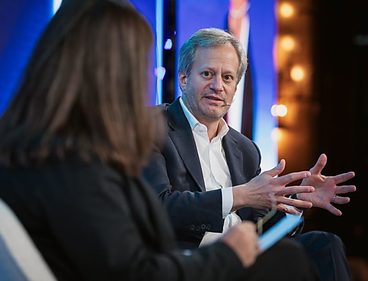 Bain Capital completes succession as David Gross becomes sole managing
partner - pe-insights.com