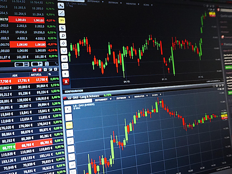 Bank of New York Mellon Stock (ISIN: US0640581007) Attracts Hedge Fund
Interest Amid Analyst Upgrade - AD HOC NEWS