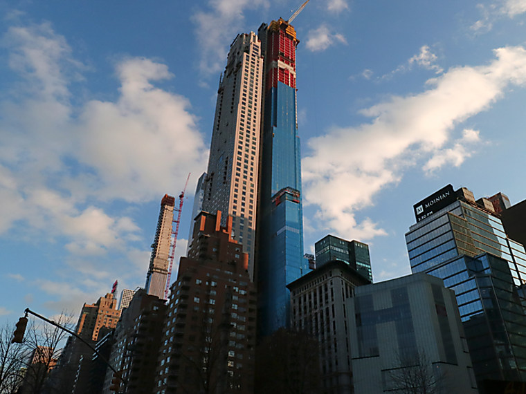 Billionaire Ken Griffin buys New York penthouse for $238 million, the
most expensive US home ever sold - CNBC