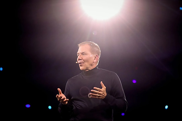Billionaire Paul Tudor Jones Sees Nasdaq Higher by End of Year -
Bloomberg.com