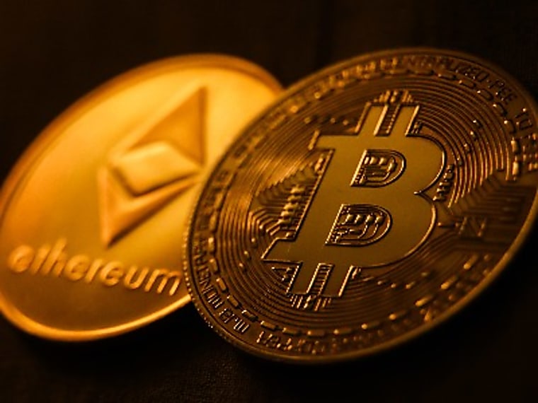 Bitcoin, Ether in Goldilocks Rally While Smaller Coins Take a Back
Seat | Crypto Daybook - Moomoo