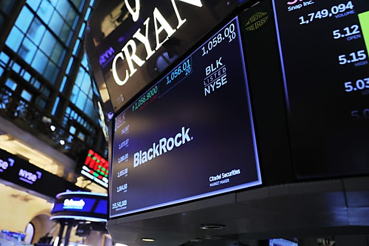 BlackRock's problems are the latest hit to private credit. Here's a
timeline of events that have spooked investors. - Business Insider