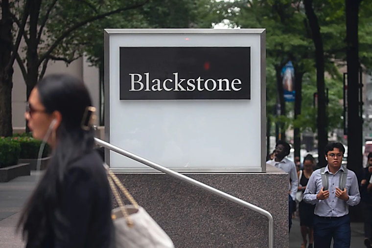 Blackstone’s $400 Million BCRED Booster Shot - Bloomberg.com