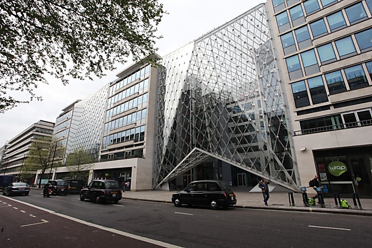 Brevan Howard Cuts 7% of Hedge Fund Trading Staff Globally -
bloomberg.com