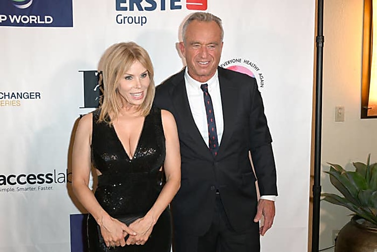 Chelsea Handler Says Buying RFK Jr. And Cheryl Hines' House Was A
"Disaster," And It Honestly Sounds Horrifying - BuzzFeed