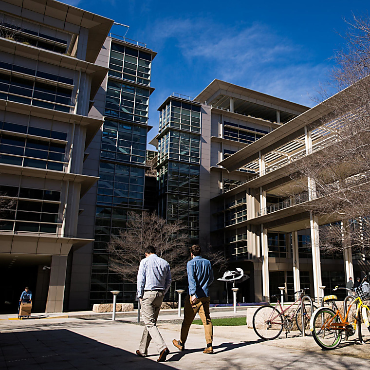 CIOs at CalPERS, 3 other institutions play hardball with fees -
Pensions & Investments