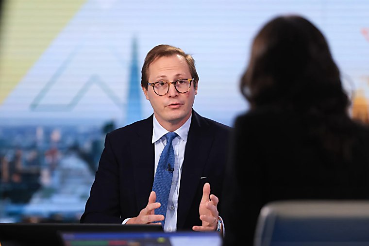 Citadel’s Sticky Employee Pay Weighed on $5.3 Billion in Gains -
Bloomberg