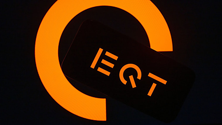 EQT weighs higher charges on large investors thanks to retail cash -
Financial Times