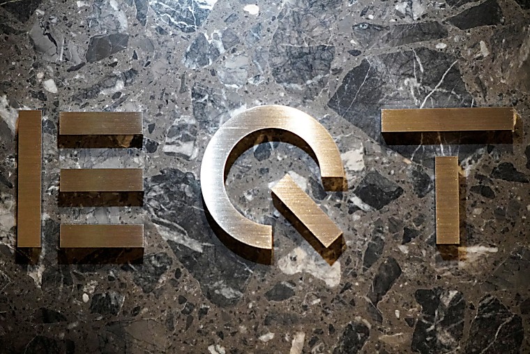 Exclusive: EQT eyes potential $6 billion sale of Linux pioneer SUSE,
sources say - Reuters
