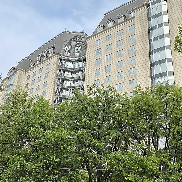 Form D Friday: Fort Worth real estate investor raises $141M for third
signature investment vehicle - The Business Journals