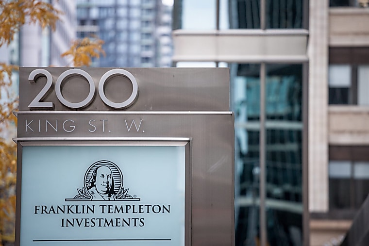 Franklin Templeton agrees to buy CoinFund spinoff to expand crypto
investment offering - theblock.co