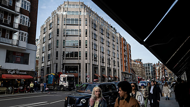 Hedge fund Pharo sues landlord over ‘intolerable’ building works
noise