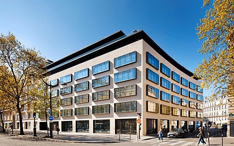 Hines buys vacant Paris office for redevelopment - Green Street News