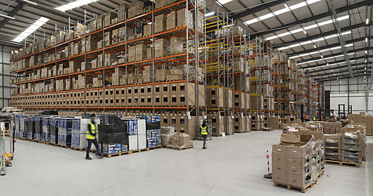 Hines Scales UK Mid-Box Strategy off a €5 Billion European
Industrial Platform - Hines
