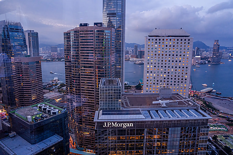 Hong Kong Property Bets Grow as Private Credit Fund Plans to Double
Investment - Bloomberg.com