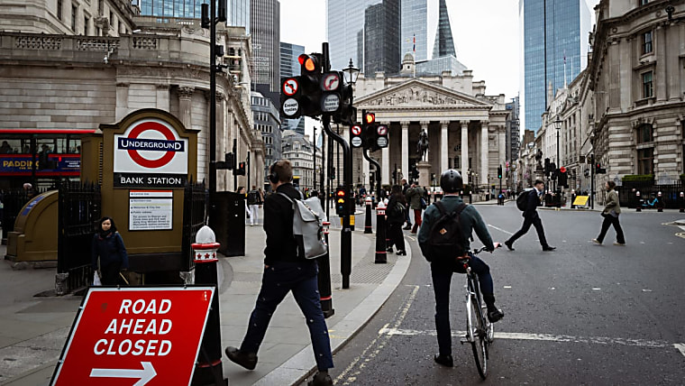 Iran war risks private credit crisis, AI bubble bursting, Bank of
England warns