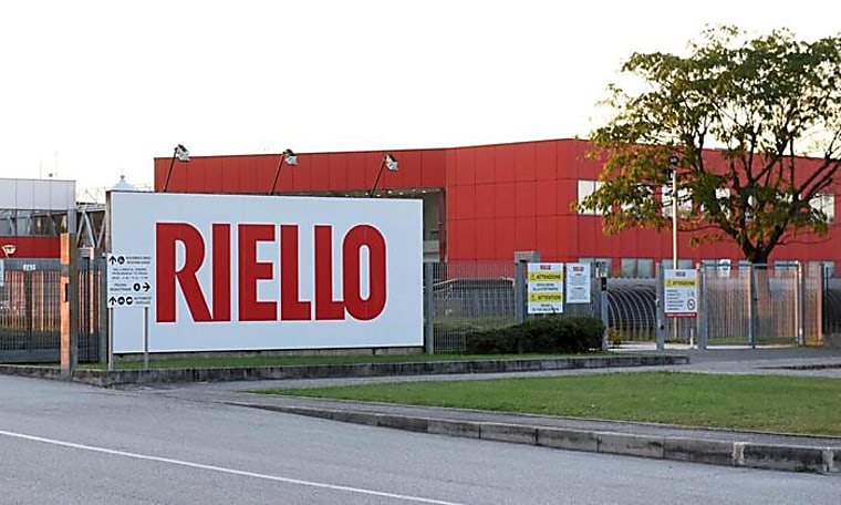 Italy’s distressed assets and NPEs weekly round-up. News from
Alfagomma, Danfoss, Campagnolo, Invitalia, and more - BeBeez
International