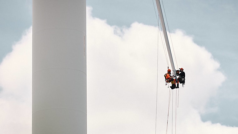 "It’s still nerve-wracking:" Danish service supplier has several
hundred people working on US offshore projects - EnergyWatch