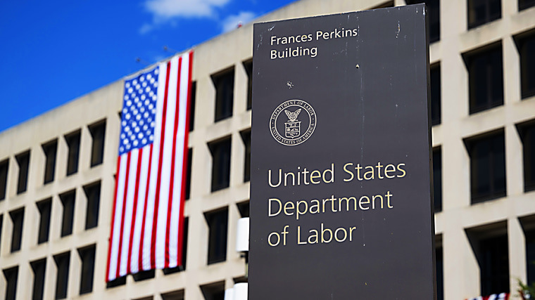Labor Department's proposal is a 'huge step' for your 401(k),
BlackRock's Nefouse says - Fox Business