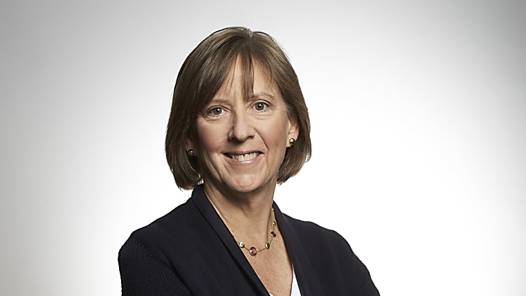Mary Meeker Turns Her Attention to AI. Here’s What the Tech Investor
Is Buying Today. - Barron's