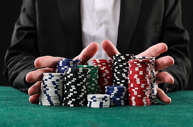 New York City Getting 3 Casinos: Billionaire Steve Cohen, Trump
Organization Could Be Big Winners - Yahoo Finance