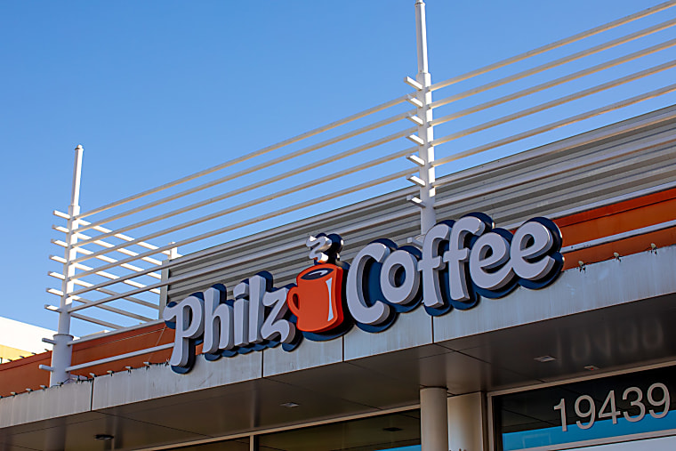Philz Coffee removes Pride flags from stores after private equity firm
buys it - LGBTQ Nation