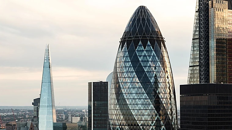 Private equity firm Apollo seems to pay far more than KKR in London -
eFinancialCareers