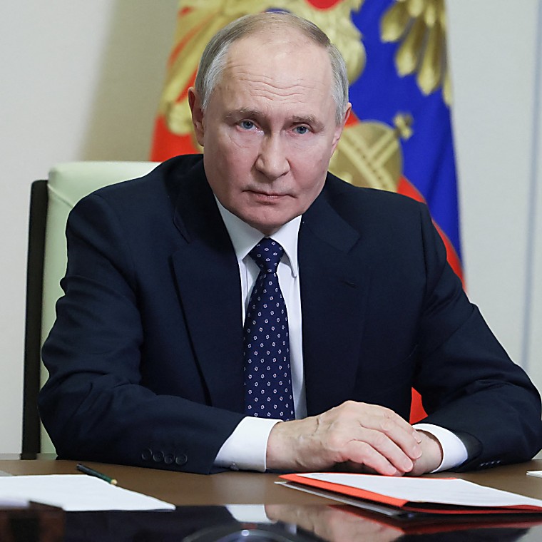 Putin decree authorises US hedge fund to buy foreign-owned Russian
securities - reuters.com