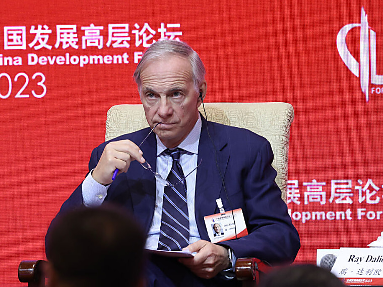 Ray Dalio says whoever controls the Strait of Hormuz wins. Here’s
why Canadians should pay attention — and prepare for volatility -
Money.ca