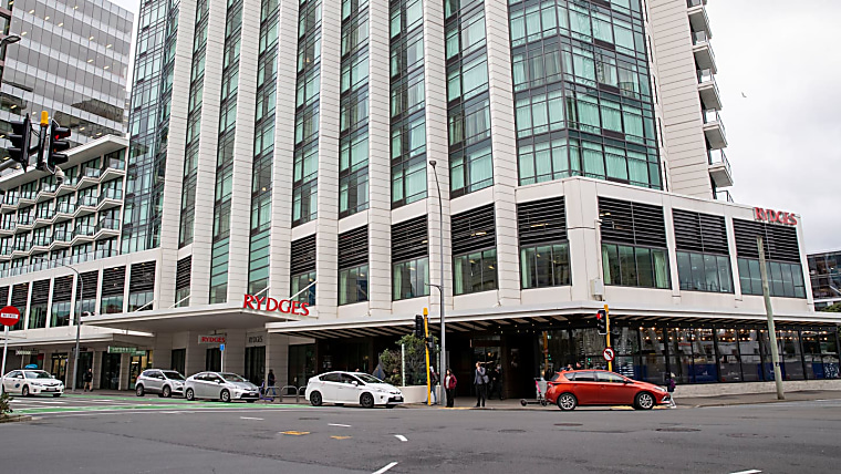 Rydges Wellington, Sofitel Queenstown to be sold to Americans for
$250m - NZ Herald
