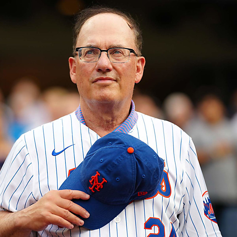 Steve Cohen seems eerily hands-off with the NY Mets, maybe it’s for
the best - Rising Apple
