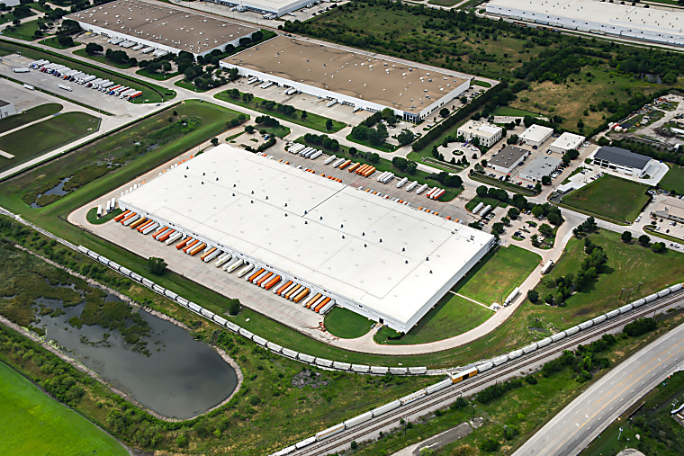 Stonepeak Acquires 1.1 Million Square Foot Logistics Portfolio in Fort
Worth, Texas - stonepeak.com