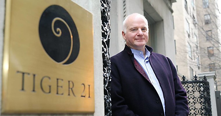 Ultra-Rich Americans Are Ditching Scary Stocks and Real Estate, Warns
Investing Legend — 5 Assets They’re Using to Shockproof Their
Millions - moneywise.com