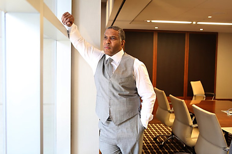 Vista Equity prepares $1bn bond sale backed by private fund stakes
with Goldman Sachs - pe-insights.com