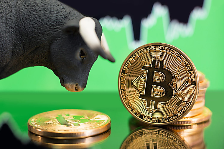 Why Is Crypto Up Today? Oil Prices Drop, Short Sellers Squeezed, and
Bitcoin Reclaims Key Level After 45 Weeks