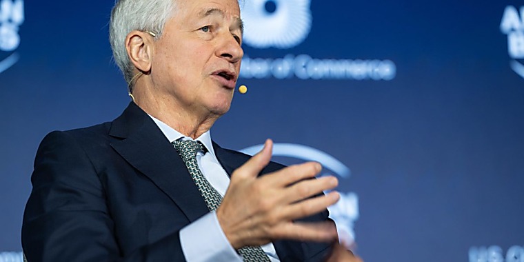 ’Absolutely, positively no chance, no way, no how, for any
reason’: Dimon says he'd never run the Fed but ‘would take the
call’ to lead Treasury
