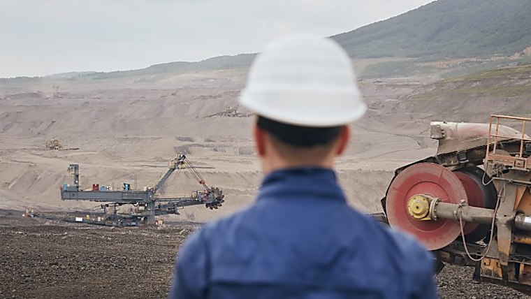 BlackRock named fiduciary manager for £8bn British Coal pension
scheme