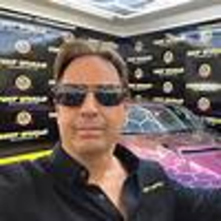 He got 142 private equity firms interested in his franchise —
here’s how
