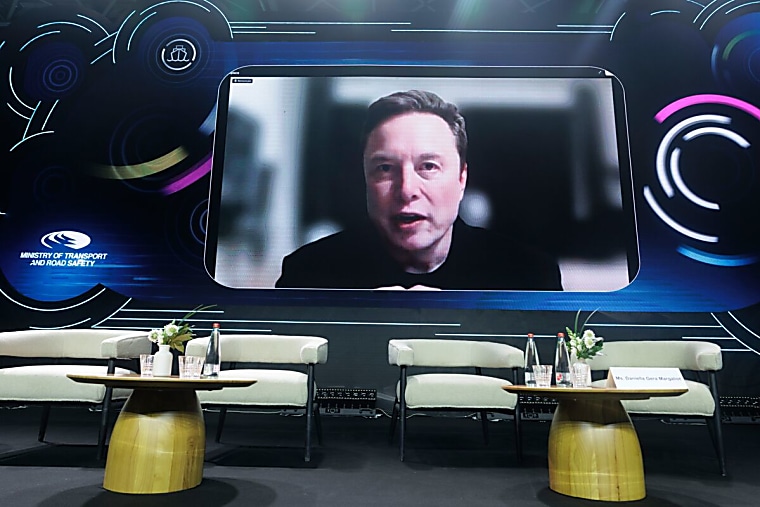 Index Funds Can’t Say No to SpaceX